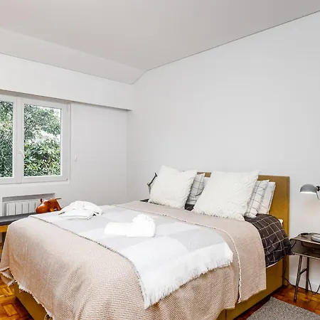 Lägenhet Augusto - A Family House With Pool In The Heart Of Lisboa