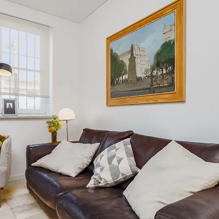 Apartamento Augusto - A Family House With Pool In The Heart Of