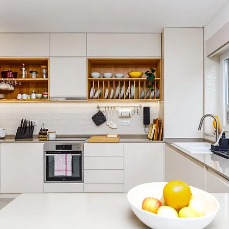 Augusto - A Family House With Pool In The Heart Of