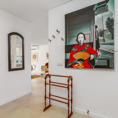 Augusto - A Family House With Pool In The Heart Of * Lisboa