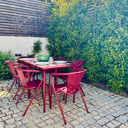 Apartment Augusto - A Family House With Pool In The Heart Of Lisbon